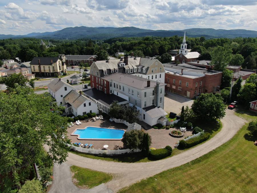 Village Inn Aerial